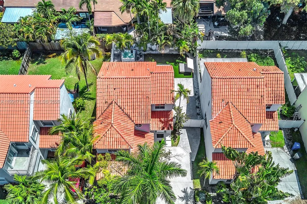 3085 N 36th Avenue Hollywood FL 33021