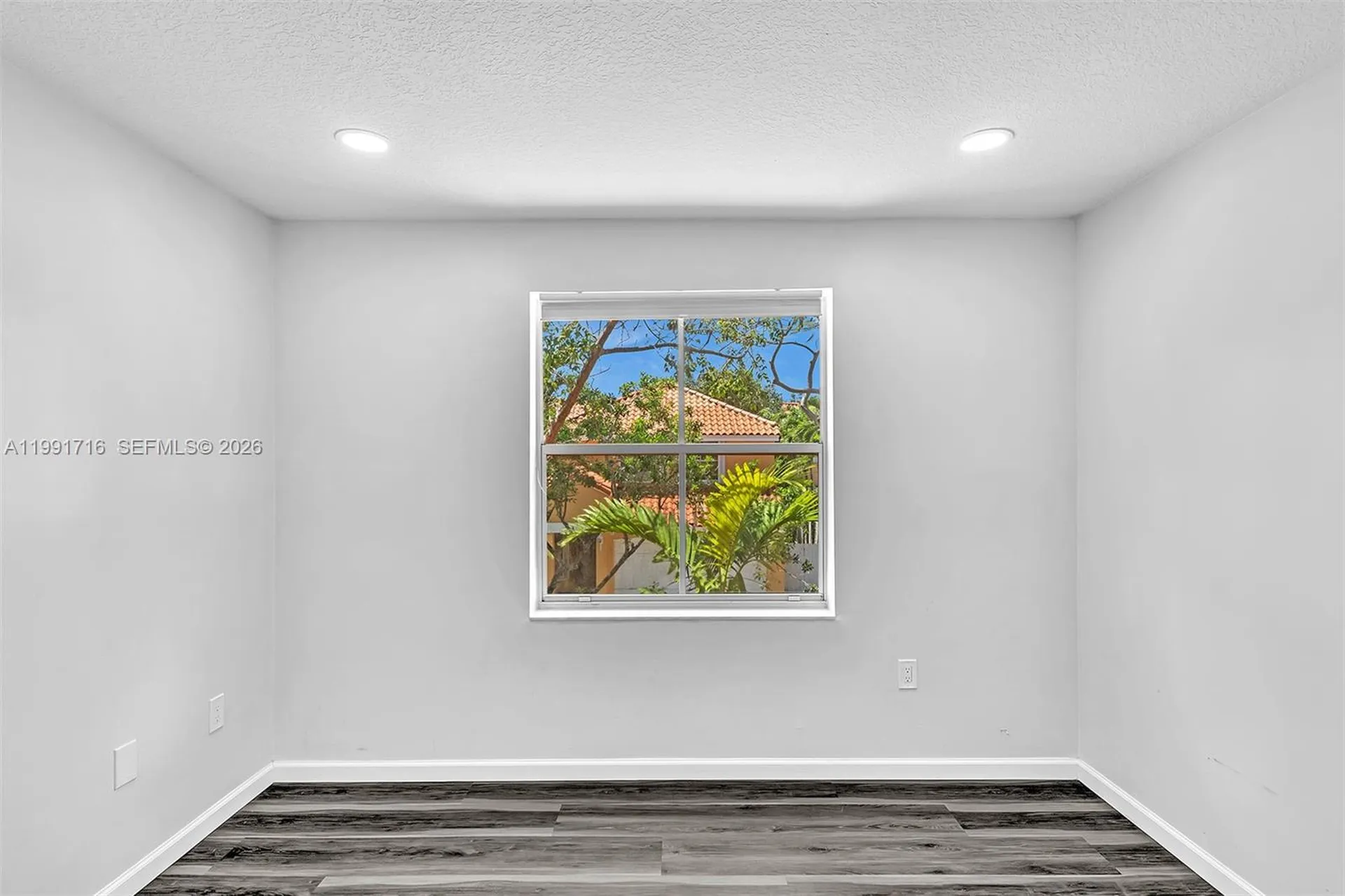 3085 N 36th Avenue Hollywood FL 33021