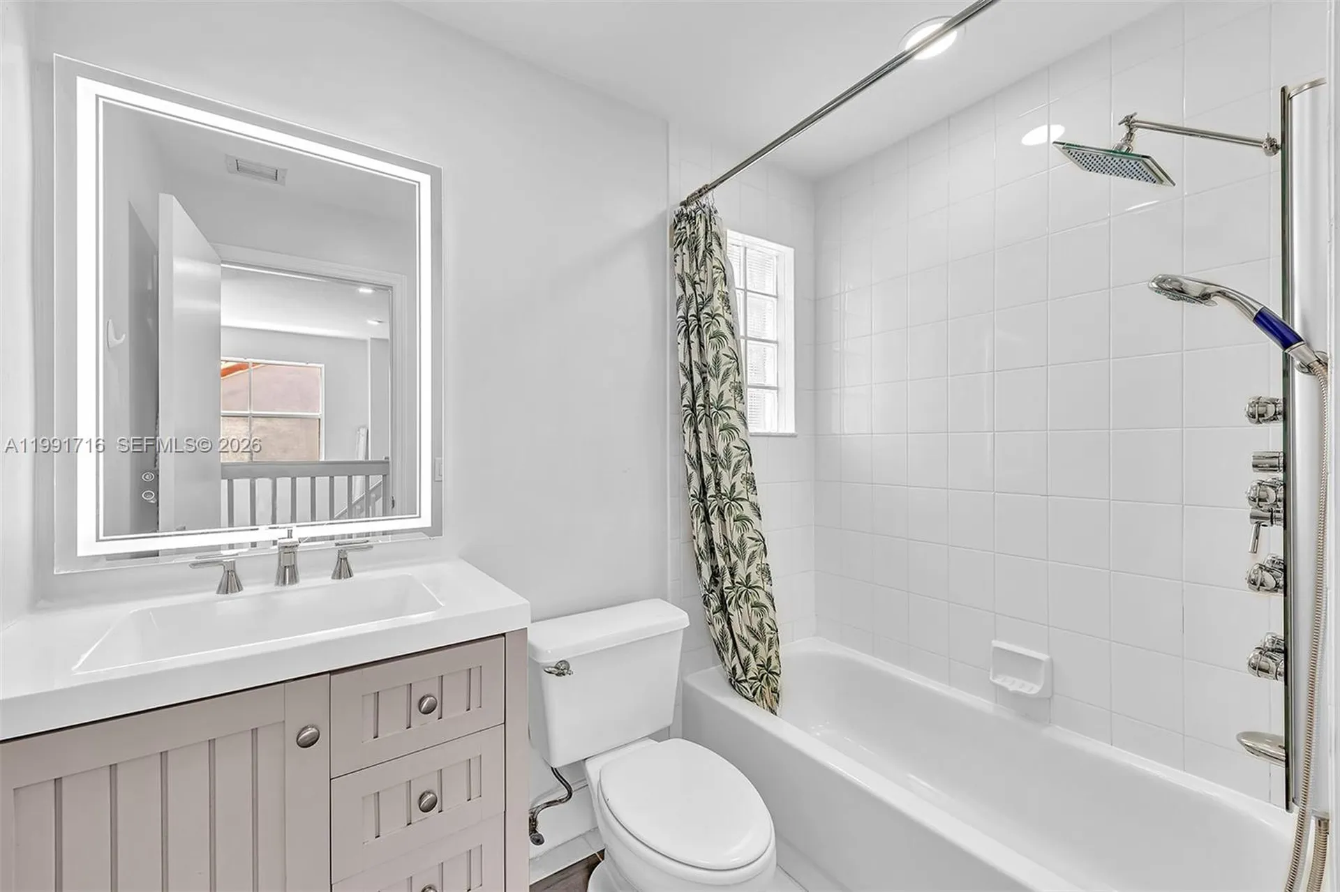 3085 N 36th Avenue Hollywood FL 33021