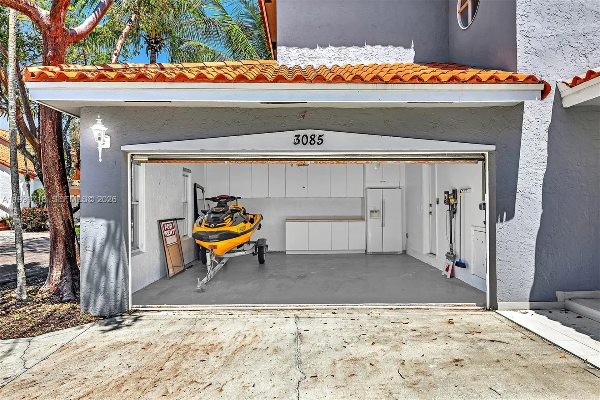 3085 N 36th Avenue Hollywood FL 33021