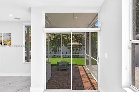 3085 N 36th Avenue Hollywood FL 33021