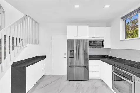 3085 N 36th Avenue Hollywood FL 33021
