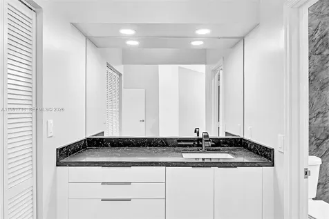 3085 N 36th Avenue Hollywood FL 33021
