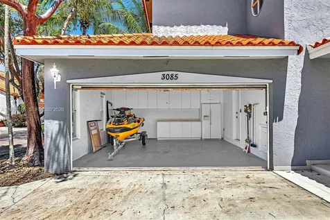 3085 N 36th Avenue Hollywood FL 33021