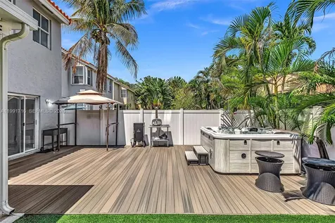 3085 N 36th Avenue Hollywood FL 33021