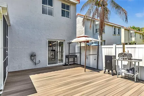 3085 N 36th Avenue Hollywood FL 33021
