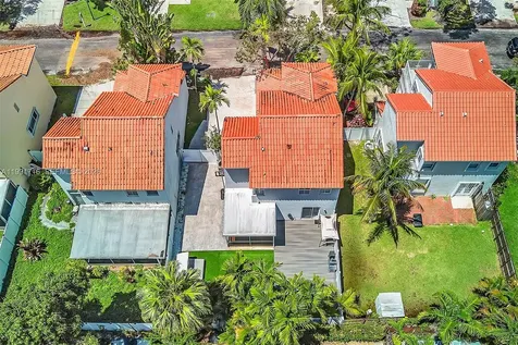 3085 N 36th Avenue Hollywood FL 33021