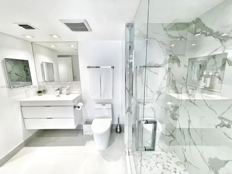 1200 SE Brickell Bay Drive Miami FL 33131