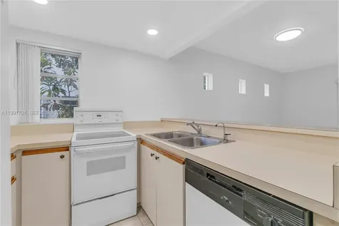 3599 SW 17th Street Miami FL 33145