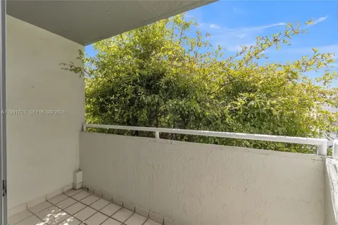 3599 SW 17th Street Miami FL 33145