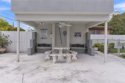 3599 SW 17th Street Miami FL 33145
