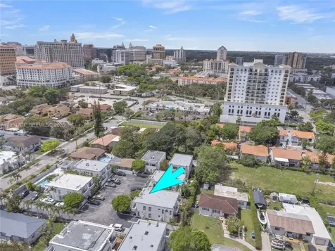 3599 SW 17th Street Miami FL 33145
