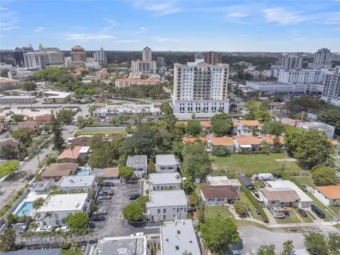 3599 SW 17th Street Miami FL 33145