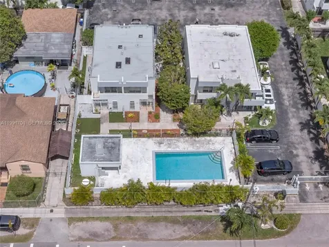 3599 SW 17th Street Miami FL 33145