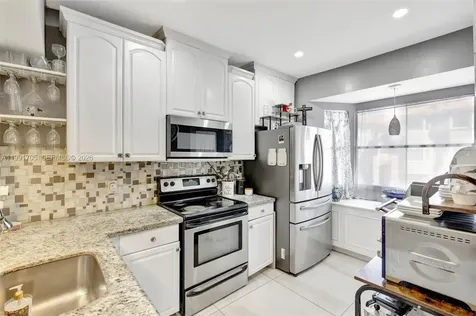 12662 NW 14th Street Sunrise FL 33323
