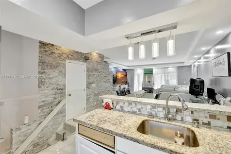 12662 NW 14th Street Sunrise FL 33323