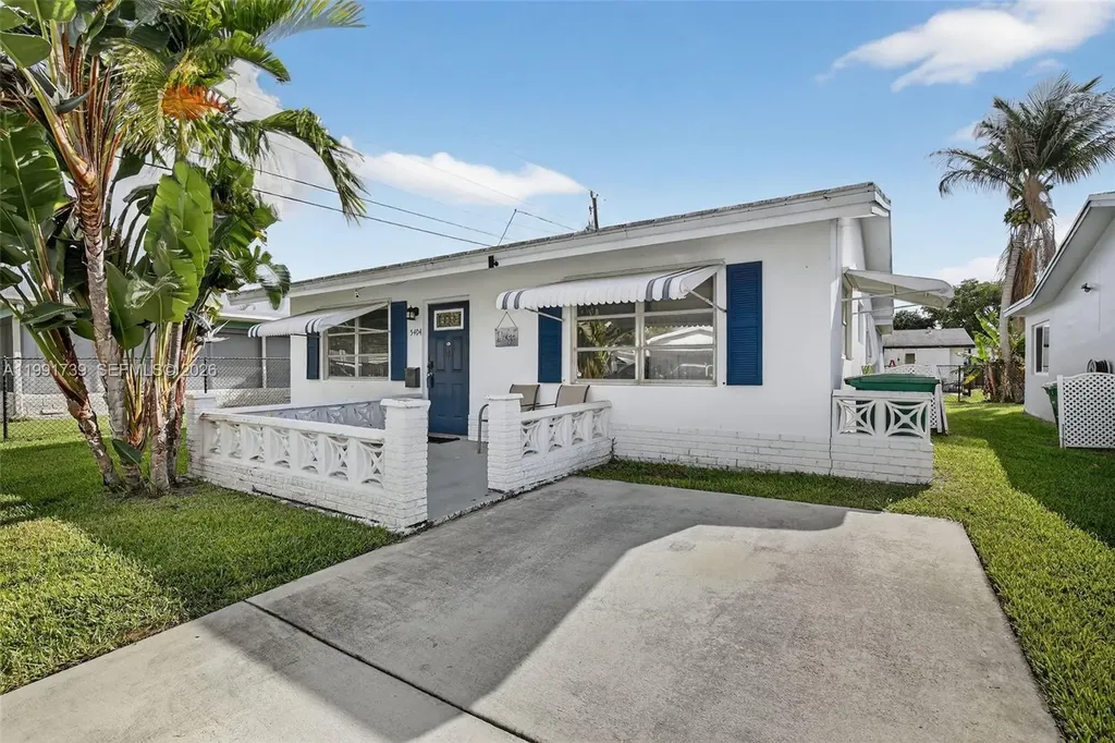 5404 NW 27th Way Tamarac FL 33309