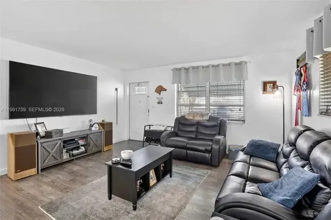 5404 NW 27th Way Tamarac FL 33309