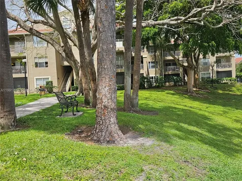 1780 Palm Cove Delray Beach FL 33445