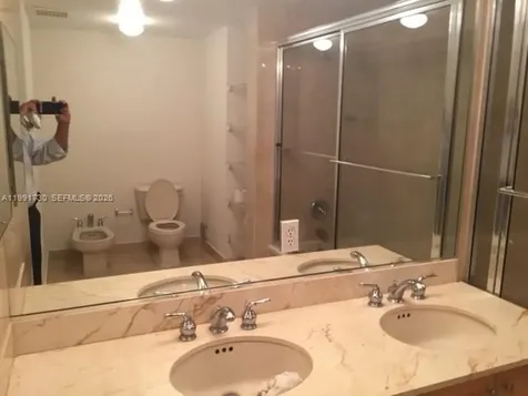 2501 SW 37 Avenue Miami FL 33133