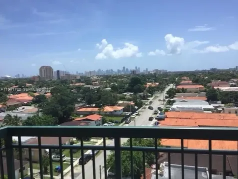 2501 SW 37 Avenue Miami FL 33133