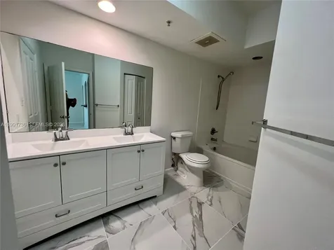 9172 Collins Avenue Surfside FL 33154