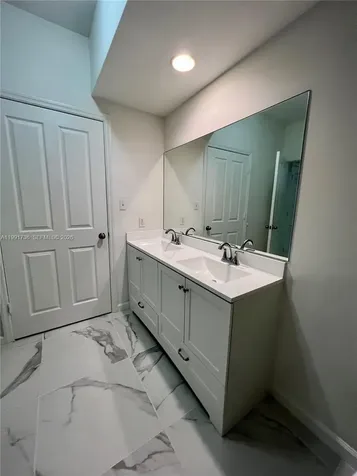 9172 Collins Avenue Surfside FL 33154