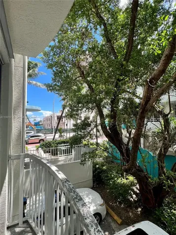 9172 Collins Avenue Surfside FL 33154