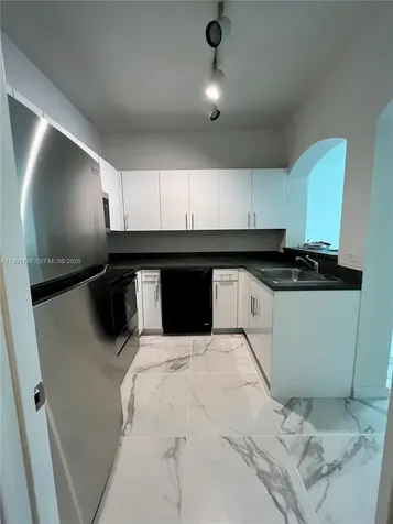 9172 Collins Avenue Surfside FL 33154