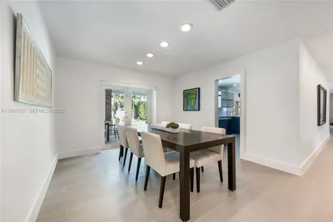 10330 SW 71st Avenue Pinecrest FL 33156