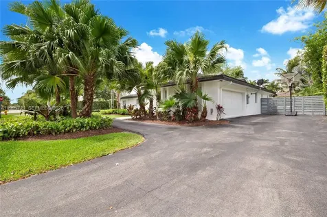 10330 SW 71st Avenue Pinecrest FL 33156