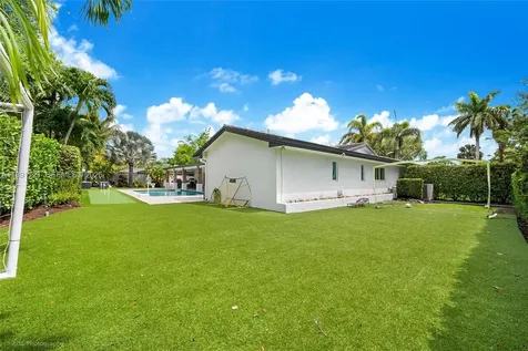 10330 SW 71st Avenue Pinecrest FL 33156