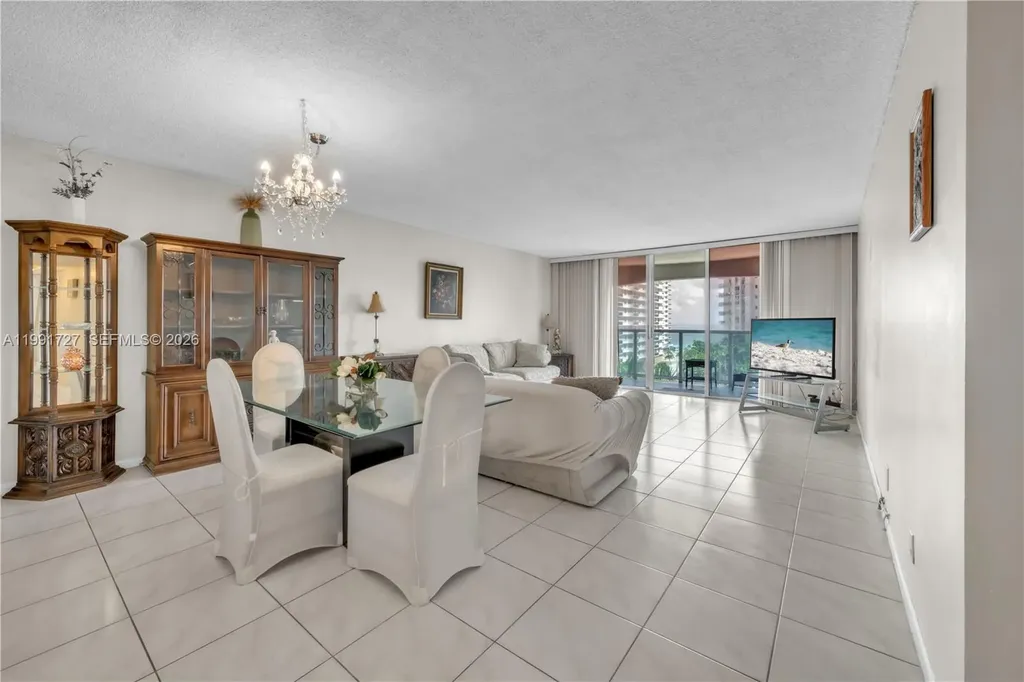 3800 S Ocean Drive Hollywood FL 33019
