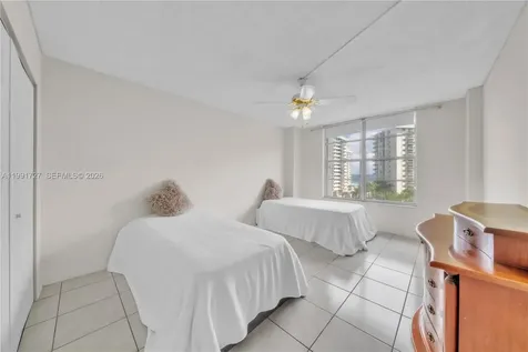 3800 S Ocean Drive Hollywood FL 33019