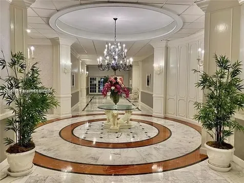3800 S Ocean Drive Hollywood FL 33019