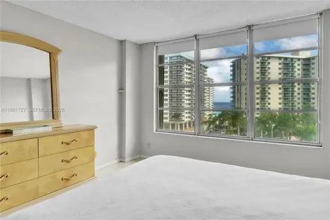 3800 S Ocean Drive Hollywood FL 33019