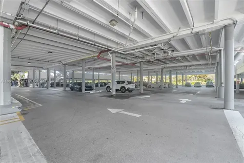 3675 N Country Club Drive Aventura FL 33180