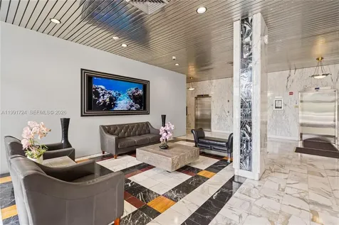 3675 N Country Club Drive Aventura FL 33180