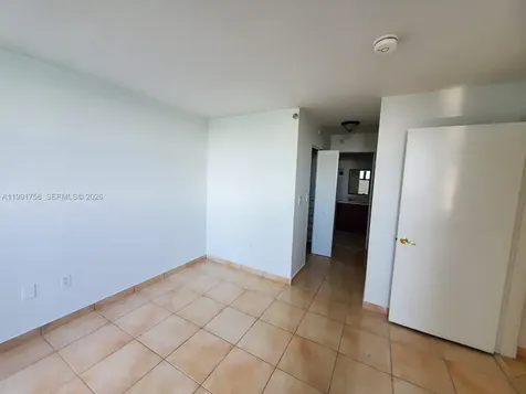 555 NE 30th Street Miami FL 33137-4350
