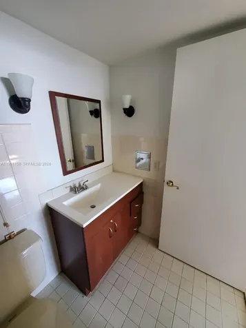 555 NE 30th Street Miami FL 33137-4350