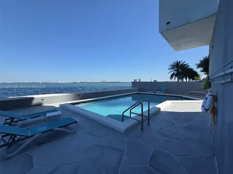 555 NE 30th Street Miami FL 33137-4350