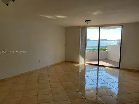 555 NE 30th Street Miami FL 33137-4350