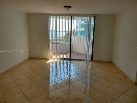 555 NE 30th Street Miami FL 33137-4350