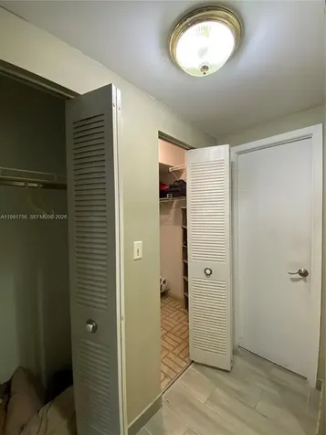443 NE 195th Street Miami FL 33179