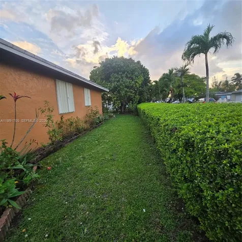 7104 SW 132nd Court Miami FL 33183