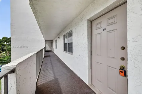 3100 W Rolling Hills Circle Davie FL 33328