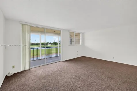 3100 W Rolling Hills Circle Davie FL 33328