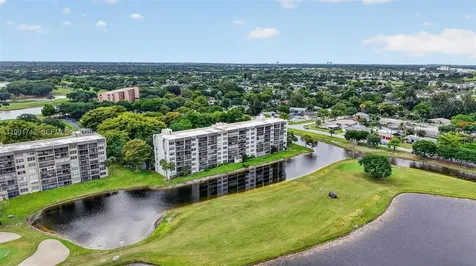 3100 W Rolling Hills Circle Davie FL 33328