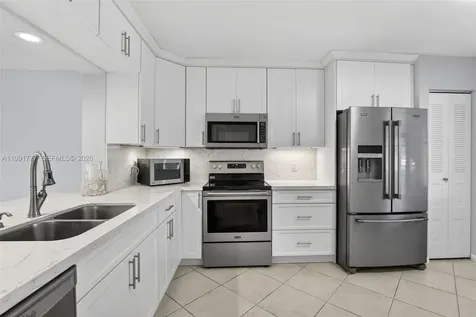 901 SW 128th Terrace Pembroke Pines FL 33027