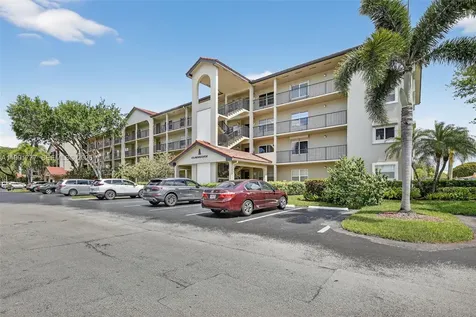 901 SW 128th Terrace Pembroke Pines FL 33027